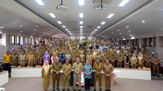 Danny Pomanto Pimpin Rapat Finalisasi untuk Sukseskan F8 Makassar 2024