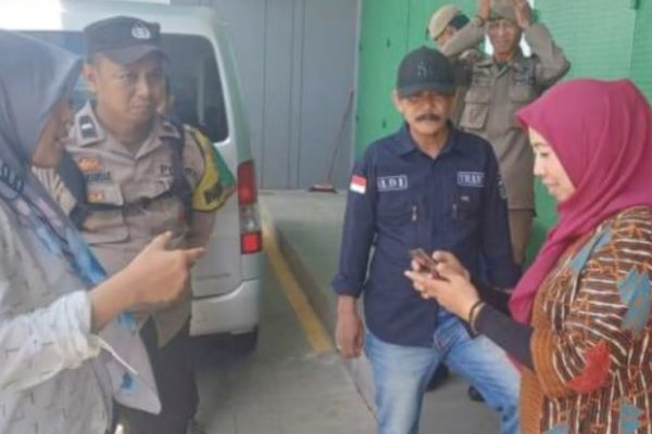 Lurah Tamalanrea Geram Tanaman Media Tengah Dirusak