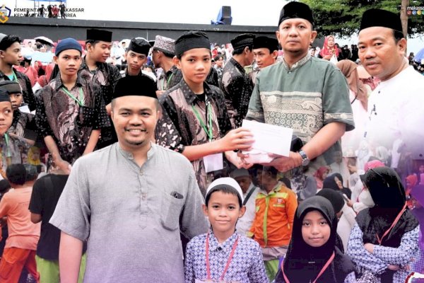 Camat Tamalanrea Buka Puasa Bersama Anak Panti Asuhan