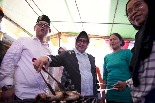 Festival Bakar Ikan Jalan Barukang: Perayaan HUT RI dengan Sentuhan Kearifan Lokal