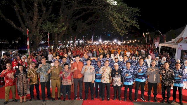 Hadiri Pesta Rakyat di Tiga Kecamatan, Danny Pomanto Ceritakan Perjalanan Panjang Pembangunan Kota Makassar