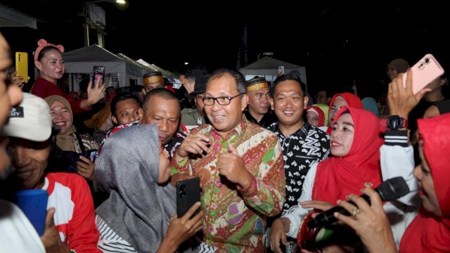 Warga di Tiga Kecamatan Antusias Sambut Danny Pomanto Saat Hadiri Pesta Rakyat