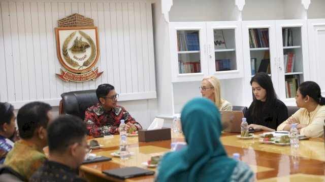 Pj Sekda Kota Makassar Diskusi Peningkatan Tata Kelola Keuangan Dengan Asian Development Bank