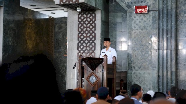 Pjs Arwin Azis Ajak Jemaah Masjid Al-Markaz Wujudkan Suasana Damai di Pilkada Serentak