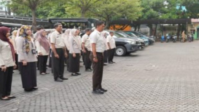 Pesan Kaban Bapenda Makassar Ingatkan Staf Agar Selalu Berikan Layanan Terbaik