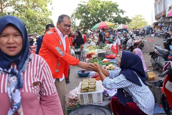 Pedagang Pasar Sentral Sungguminasa Yakin Danny-Azhar Terpilih di Pilgub Sulsel