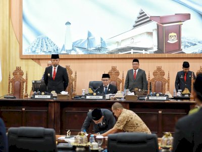 Hadir di Rapat Paripurna Pertama, Pjs Wali Kota Makassar Arwin Azis Serukan Sosialisasikan Pilkada Bijak dan Damai