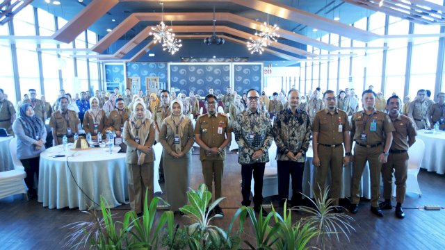 Buka Workshop Penyusunan Renstra Pemkot Makassar, Firman Hamid Pagarra Tekankan Pentingnya Perencanaan Matang