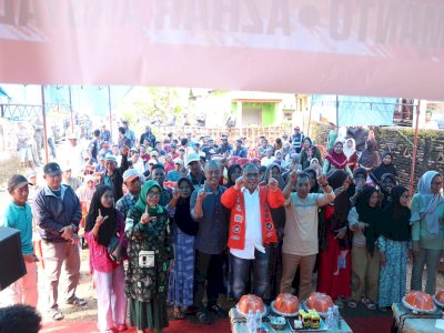 Datang ke Bone, Cagub Sulsel Danny Pomanto Jadi Idola Masyarakat