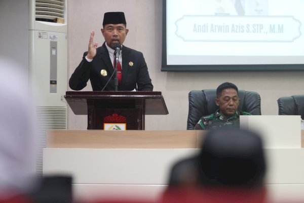 Lantik Pj Sekda Kota Makassar, Andi Arwin Azis Harapkan Tingkatkan Kinerja Perangkat Daerah