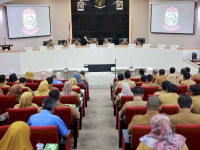 Pjs Wali Kota Arwin Azis Pimpin Rakor Persiapan HUT Kota Makassar ke-417, Dorong Kolaborasi dan Pengabdian Masyarakat