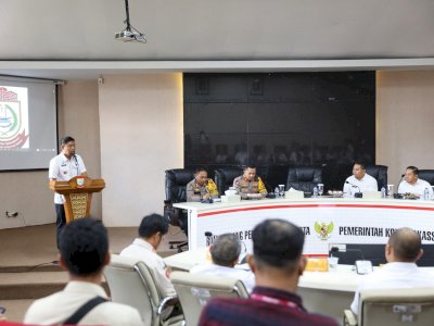 Buka Rakor Ketertiban Anjal dan Gepeng di Kawasan Simpang Lima, Andi Arwin Azis Harap Penanganan dari Hulu ke Hilir