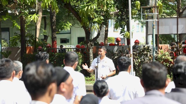 Sambangi Kantor Camat Mamajang, Mariso dan Rappocini, Andi Arwin Azis Ajak Jaga Netralitas dan Sukseskan Program Sabtu Bersih