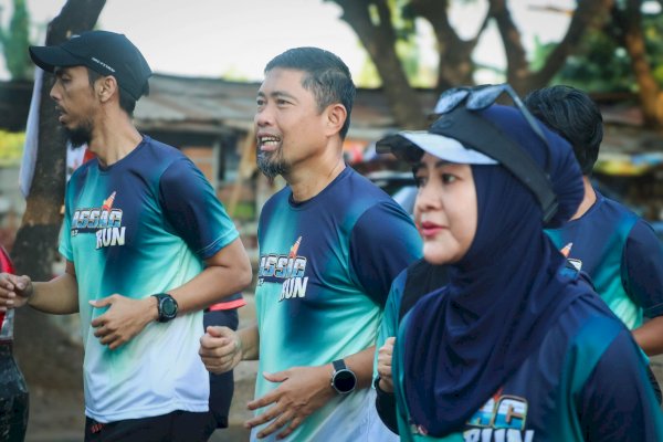 Pjs Wali Kota Makassar Ikut Lepas dan Lari dalam Fun Run AASAC oleh SMA Islam Al-Azhar 12