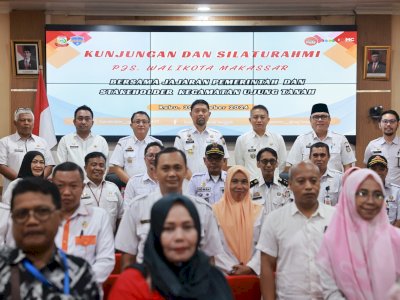 Kunker di Ujung Tanah, Pjs Wali Kota Makassar Arwin Azis Tekankan Peningkatan Pelayanan Publik