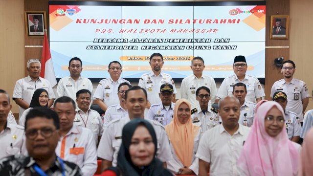 Kunker di Ujung Tanah, Pjs Wali Kota Makassar Arwin Azis Tekankan Peningkatan Pelayanan Publik