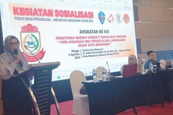 Apiaty K Amin Syam  Ajak Warga Perhatikan Kelestarian Lingkungan