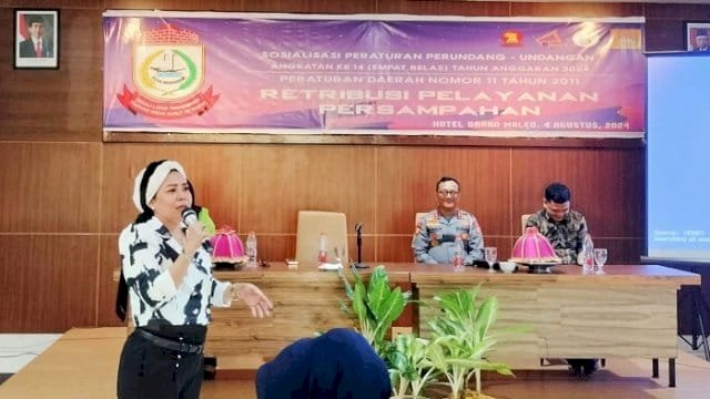 Nunung Dasniar Ajak Warga Rutin Bayarkan Retribusi Sampah