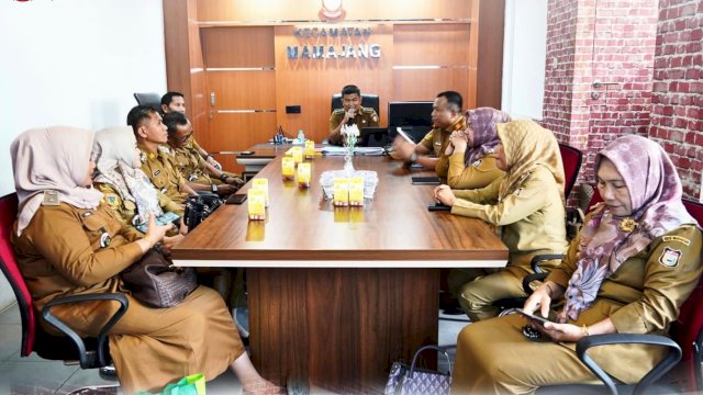 Camat Mamajang Terima Kunjungan Studi Tiru Pemerintah Kecamatan Palu Selatan