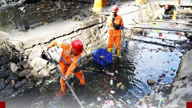 Sabtu Bersih, Kecamatan Mamajang Bersihkan Kanal Jalan Bhayangkara