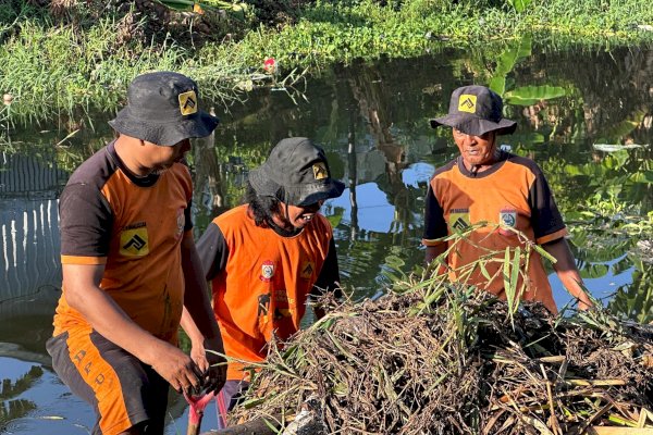 Pjs Wali Kota Makassar Arwin Azis Pimpin Normalisasi Kanal di Manggala dan Bontoala