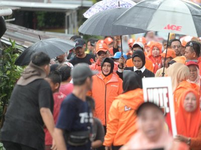 Sisir Wilayah Tamalanrea Wesabbe dan Perdos Unhas Indira Disambut Hangat Warga