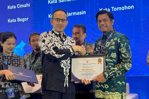 Tiga Kali Berturut-turut Kota Makassar Raih Penghargaan Kota Terbaik TP2DD