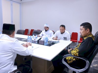 Bertemu DMI, Pjs Arwin Azis Harap Masjid-masjid Bebas Biaya Parkir dan Terapkan Azan Serentak