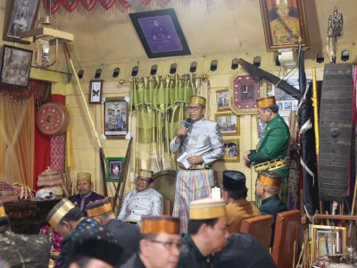 Jadi Tamu Kehormatan Diacara Adat Appalili Maros, Danny-Azhar Ucap Terima Kasih