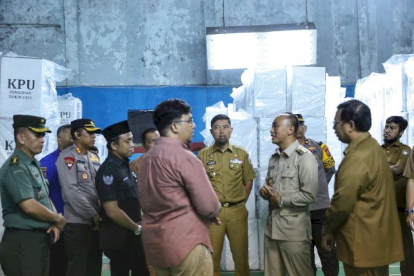 Pjs Wali Kota Tinjau Gudang Logistik KPU, Persiapan Logistik Capai 100 Persen