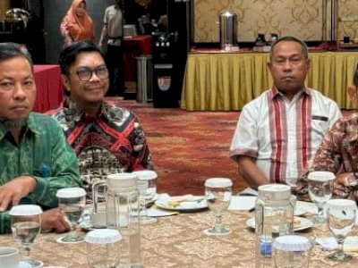 Kepala Bapenda Makassar Hadiri Asistensi Penerapan Transaksi Non Tunai