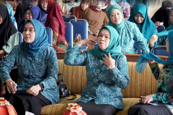 Ketua TP PKK Kecamatan Ujung Tanah Hadiri Kegiatan Bimtek Peningkatan Kapasitas Bagi Kader