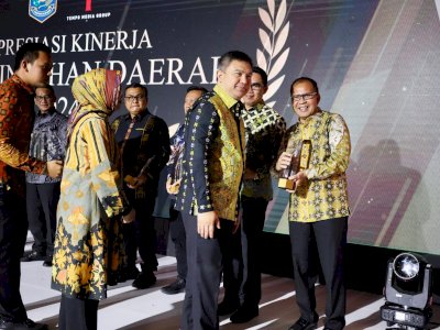 Apresiasi Pemerintahan Daerah 2024, Makassar Raih Penghargaan Kategori Kinerja Total dari Kemendagri-Tempo