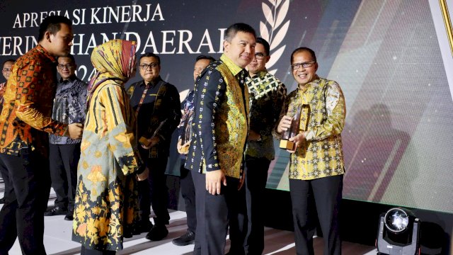 Apresiasi Pemerintahan Daerah 2024, Makassar Raih Penghargaan Kategori Kinerja Total dari Kemendagri-Tempo