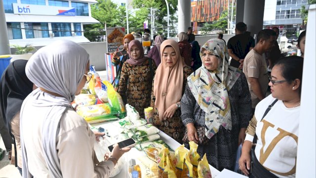 Kolaborasi DKP-PKK Makassar Hadirkan Gerakan Pangan Murah, Dorong Akses Pangan yang Terjangkau