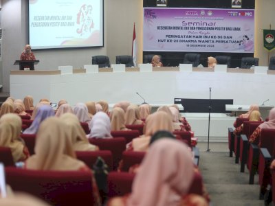 Hari Ibu, DWP Kota Makassar Gelar Seminar Kesehatan Mental Ibu dan Pengasuhan Positif Bagi Anak