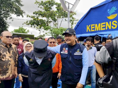 Mensos RI Kunjungi Dua Lokasi Pengungsian Di Manggala