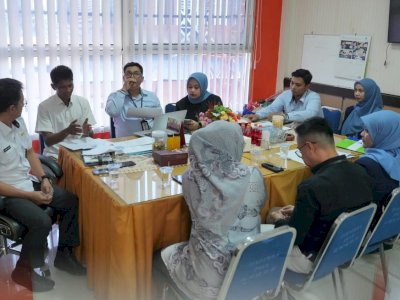 Kepala Tata Usaha UPT PBB Bapenda Makassar Hadiri Hadiri Rapat Koreksi Transfer Dana Pembayaran PBB-P2