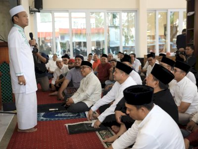 Resmikan Masjid Barakatul Ilham, Appi: Fondasi Awal yang Baik dalam Pemerintahan