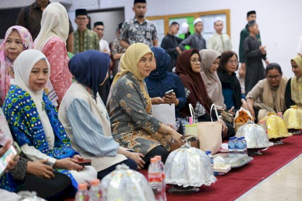 Wakil Wali Kota Makassar Aliyah Mustika Ilham Hadiri Buka Puasa Bersama di Masjid Taqwa