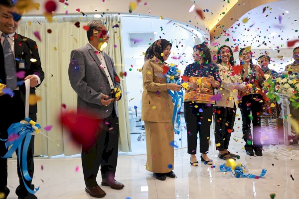 Wakil Walikota Makassar, Aliyah Mustika Ilham Apresiasi Kehadiran EyeQu sebagai Pusat Layanan Lasik Pertama di Makassar