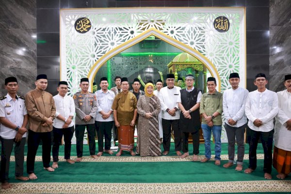 Wakil Wali Kota Makassar Laksanakan Safari Ramadan di Masjid Babut Taqwa Kecamatan Mariso