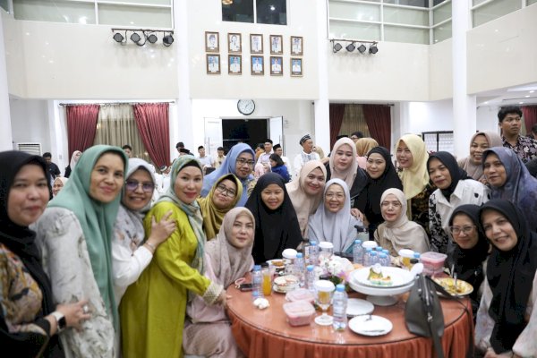 Melinda Aksa Dampingi Munafri Arifuddin Buka Puasa Bersama Teman Lama di Rujab Wali Kota Makassar